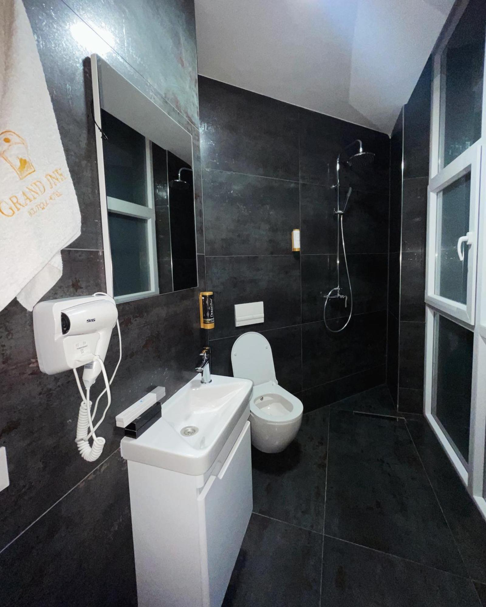 Grand Jnk Boutique Hotel Kukes Εξωτερικό φωτογραφία