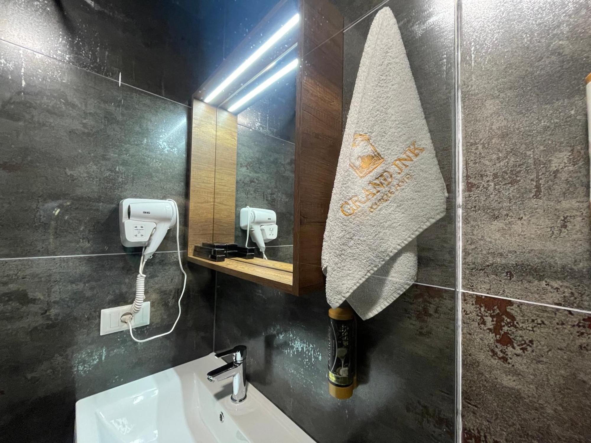 Grand Jnk Boutique Hotel Kukes Εξωτερικό φωτογραφία